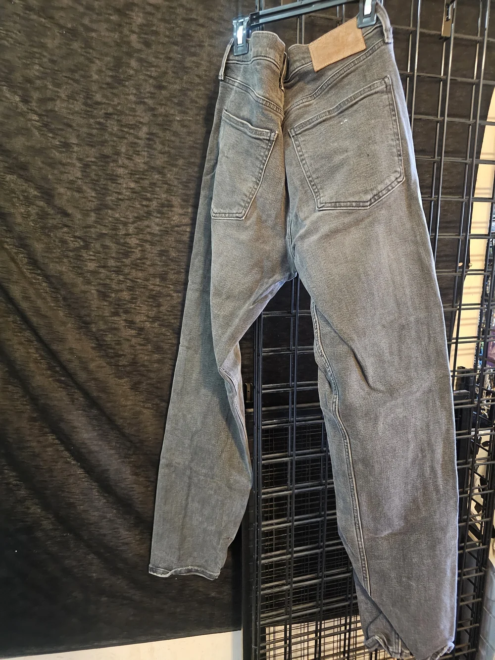 Banana Republic Men's Faded Gray Straight Jeans